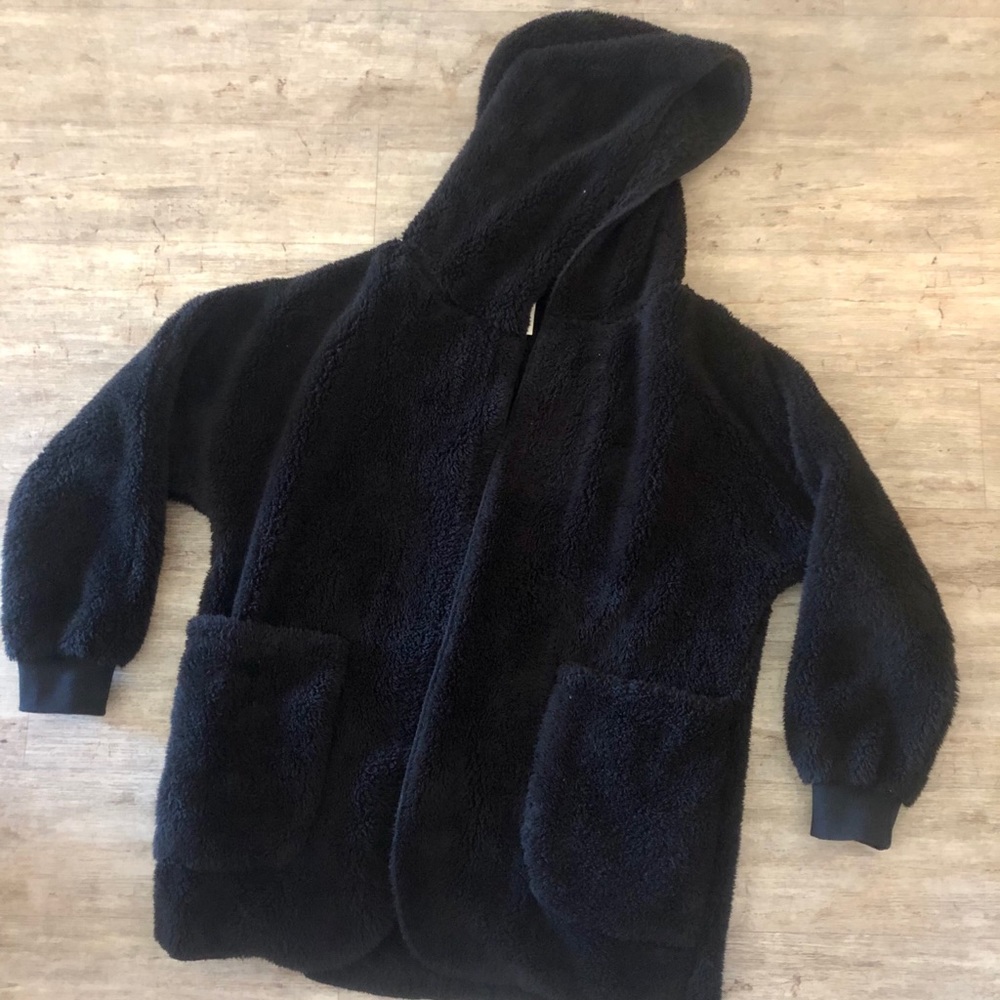 Women’s Oversized Sherpa Jacket